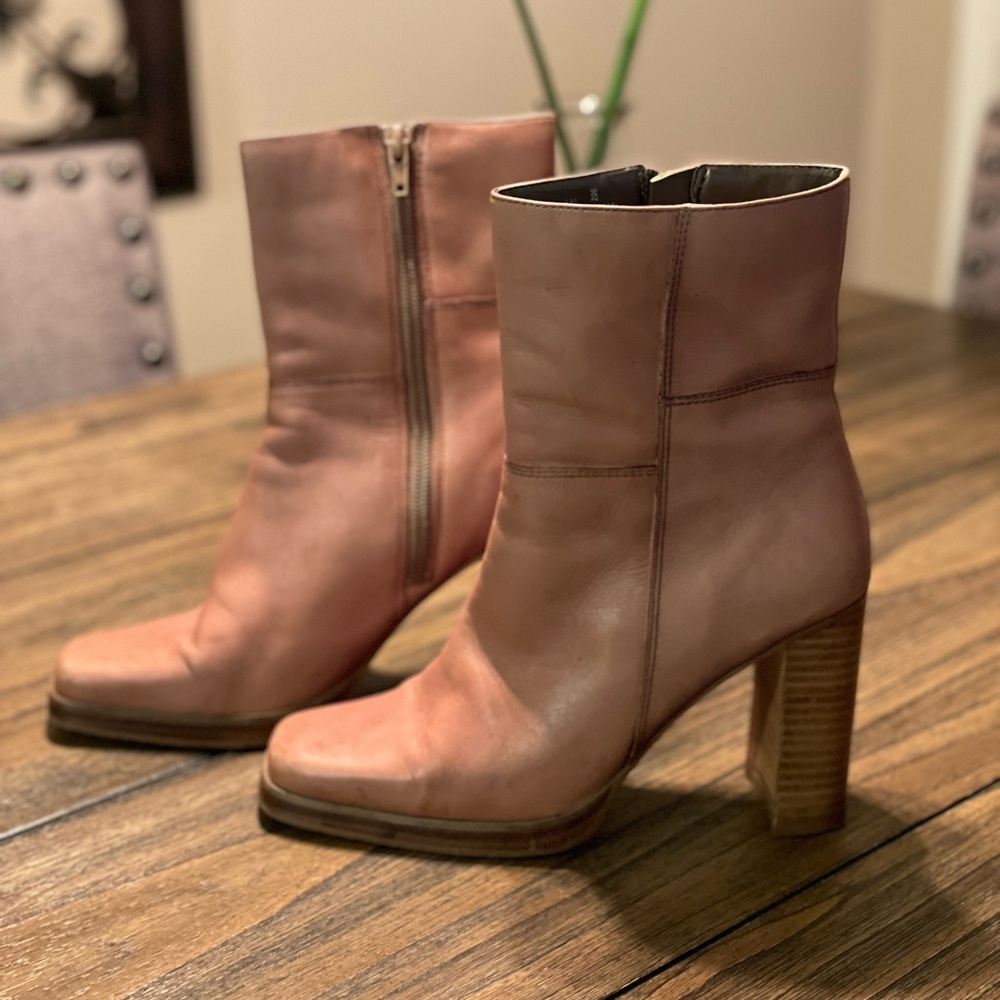 Vintage BONGO Leather Ankle Boots